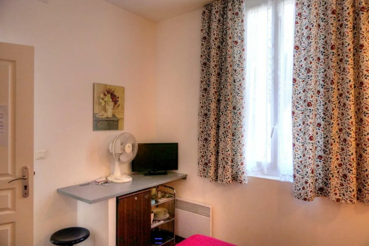 Anne de la Maison Blanche Avignon Appartement